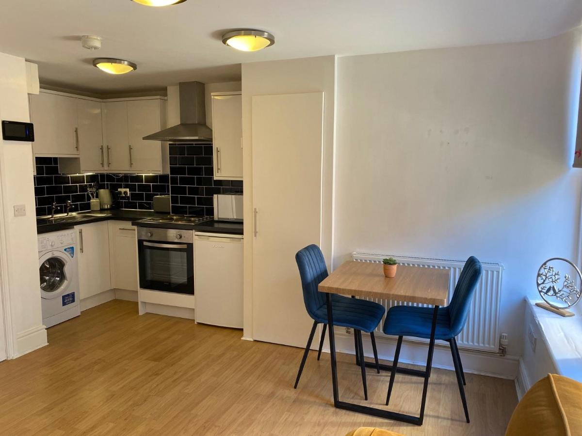 Bess'S Snug Apartman Matlock  Kültér fotó
